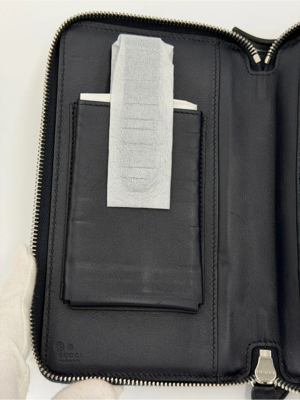 Gucci Navy Embossed GG Two Section Zip Around Leather Organizer Great Condition - Picture 11 of 16